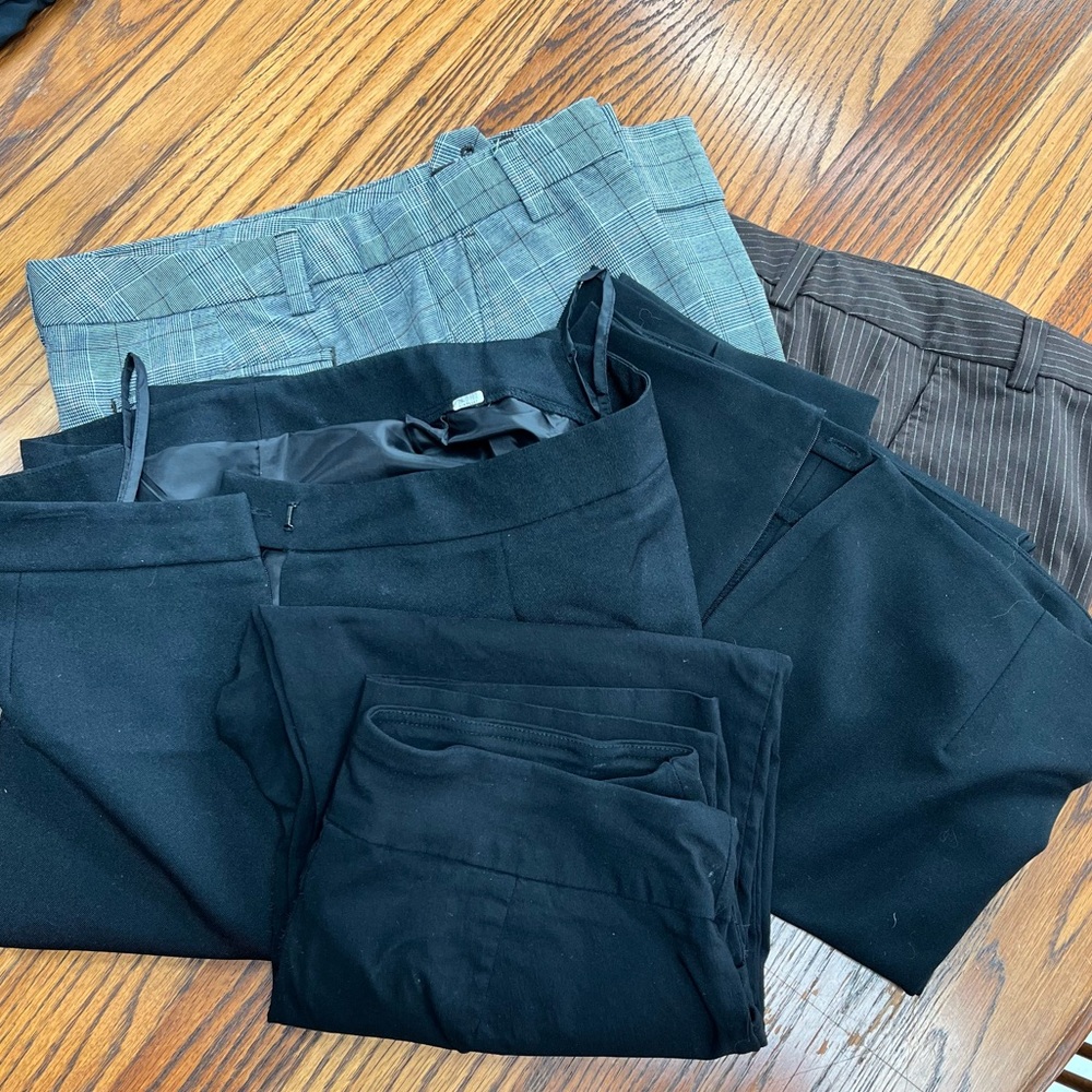 Lot Five (5) pair size 14 pants Gap, Le suit, and more